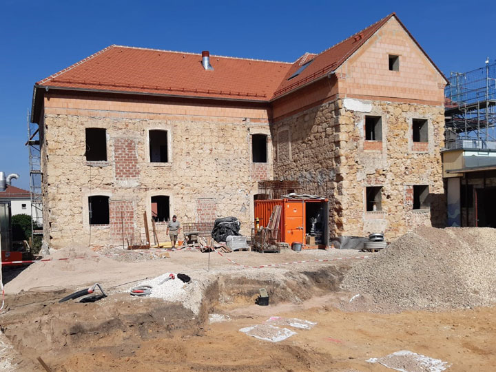 Neubau einer offenen Ganztagsschule, Sanierung des ehem. Krankenhauses zum Stadtarchiv sowie Erweiterung der Pausenhalle